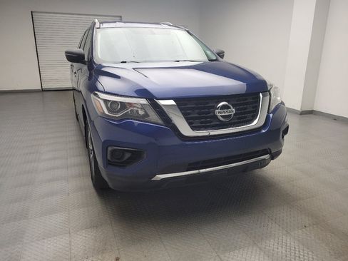 Used 2020 Nissan Pathfinder S AWD/4WD image 14