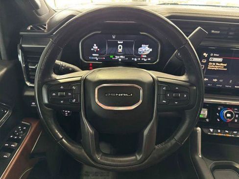 Used 2024 GMC Sierra 2500 Denali Ultimate AWD/4WD image 19