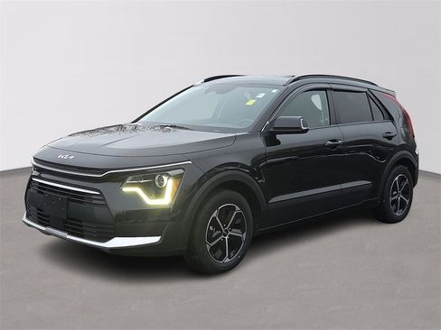 Certified 2023 Kia Niro EX image 3