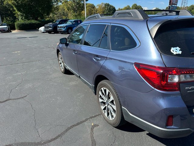 Used 2015 Subaru Outback 3.6R Limited AWD/4WD image 8