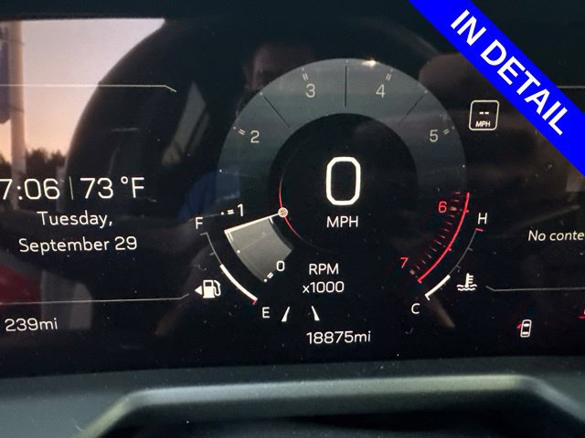 Used 2024 GMC Acadia Elevation FWD image 7