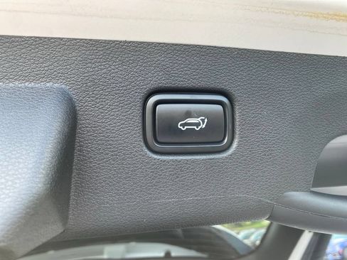 Used 2024 Kia Sportage X-Line w/ X-Line Premium Package AWD/4WD image 15