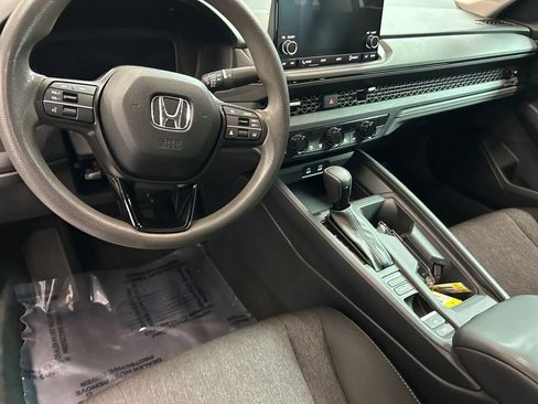 Certified 2023 Honda Accord EX image 11