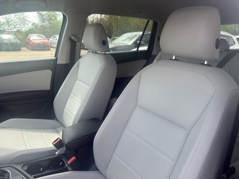 Used 2021 Volkswagen Tiguan SEL AWD/4WD image 12