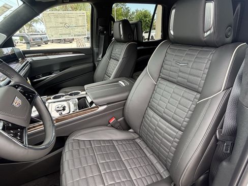 New 2026 Cadillac Escalade Platinum Sport AWD/4WD image 20