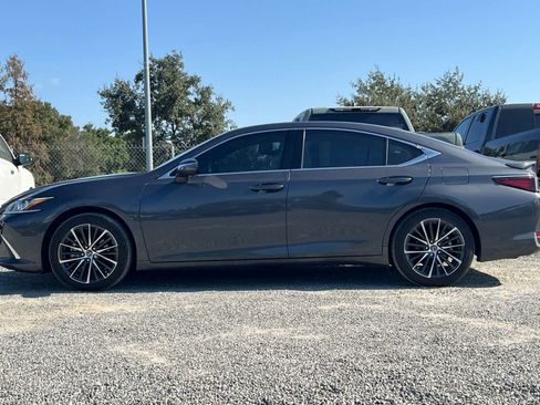 Used 2025 Lexus ES 300h w/ Premium Package FWD image 6
