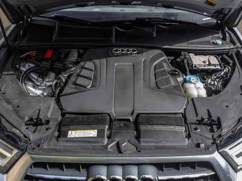 Used 2017 Audi Q7 3.0T Premium Plus w/ Premium Plus Package image 27