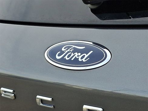 Certified 2022 Ford Escape SE w/ Convenience Package image 31