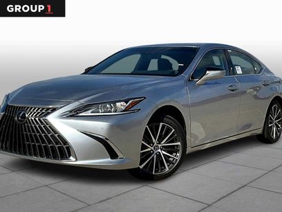 New 2025 Lexus ES 350 w/ Premium Package