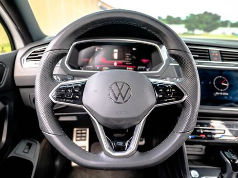 Used 2024 Volkswagen Tiguan SE R-Line AWD/4WD image 14