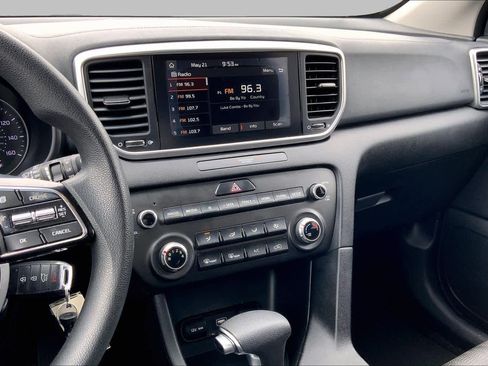 Used 2020 Kia Sportage LX FWD image 6