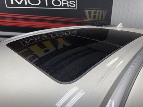 Used 2017 Nissan Murano Platinum w/ Platinum Technology Package image 6