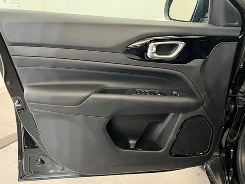 New 2026 Jeep Compass Latitude AWD/4WD image 14