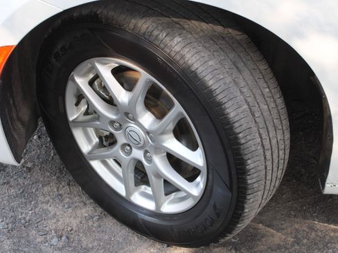 Used 2026 Chrysler Pacifica Select FWD image 20