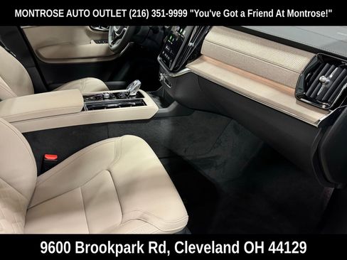 New 2026 Volvo XC90 B6 Plus w/ Protection Package Premier image 45