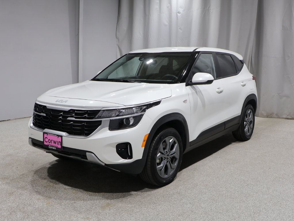 Used 2026 Kia Seltos LX AWD/4WD image 7