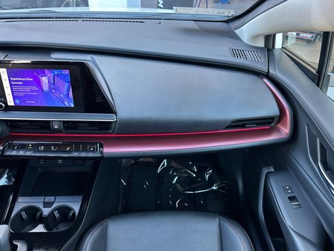 Used 2024 Toyota Prius Prime XSE Premium image 21