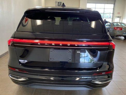 New 2025 Lincoln Nautilus Black Label image 6