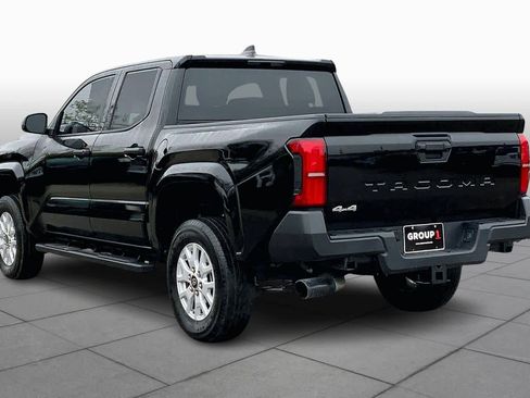 Used 2025 Toyota Tacoma SR image 10
