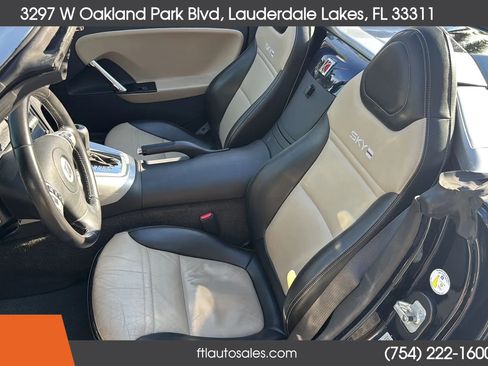 Used 2008 Saturn Sky Red Line image 25