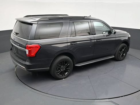 Used 2023 Ford Expedition XLT RWD image 16