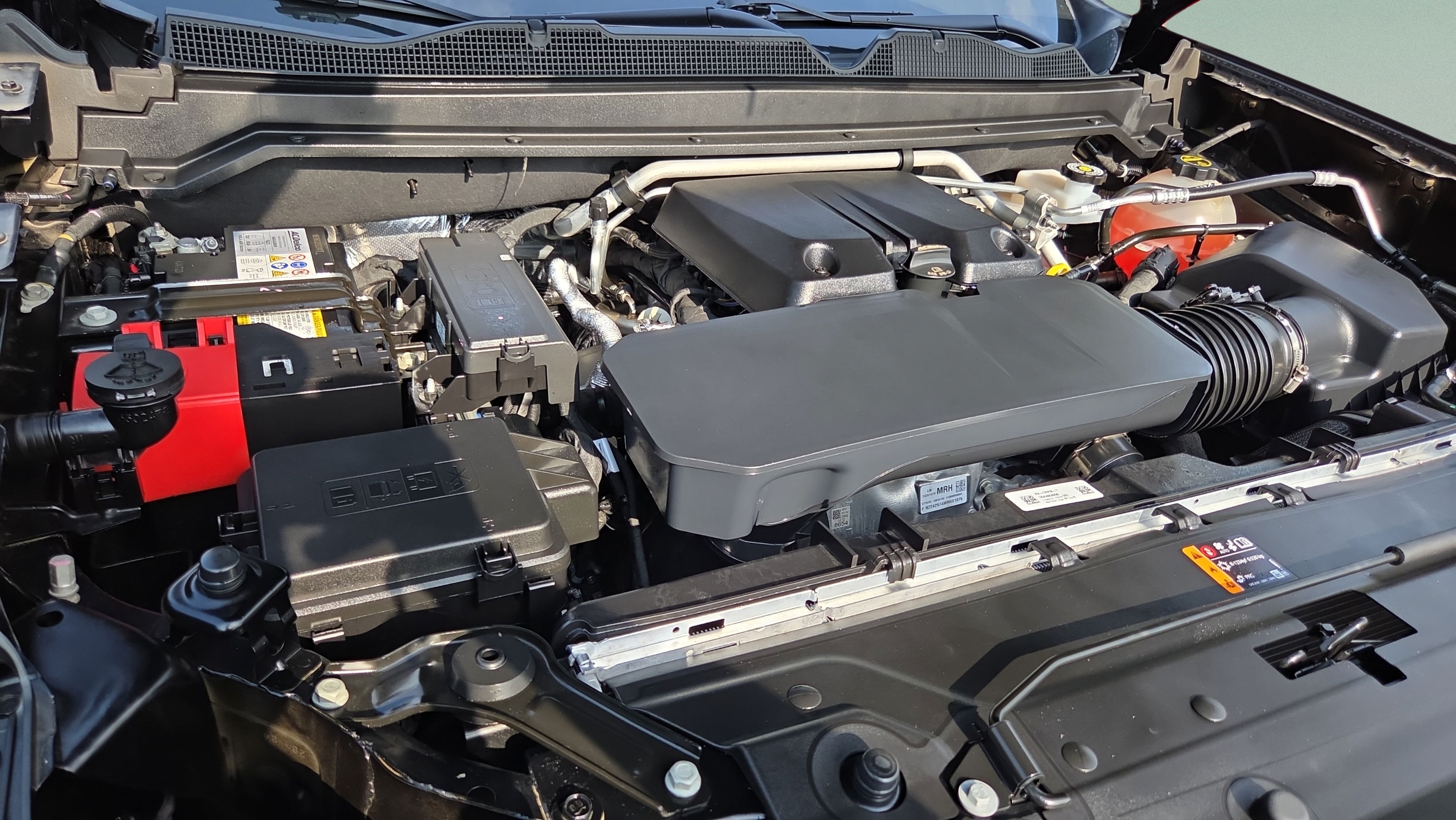 Certified 2024 GMC Canyon Denali AWD/4WD image 17