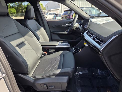 New 2026 BMW X1 xDrive28i w/ Technology Package AWD/4WD image 17