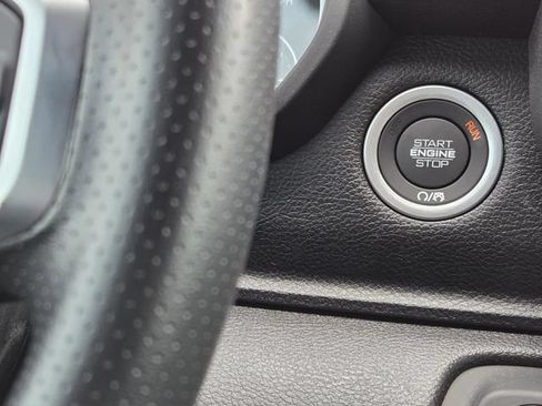 New 2026 RAM 1500 Express AWD/4WD image 17