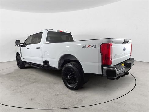 Certified 2023 Ford F350 XL w/ Snow Plow/Camper Package image 3