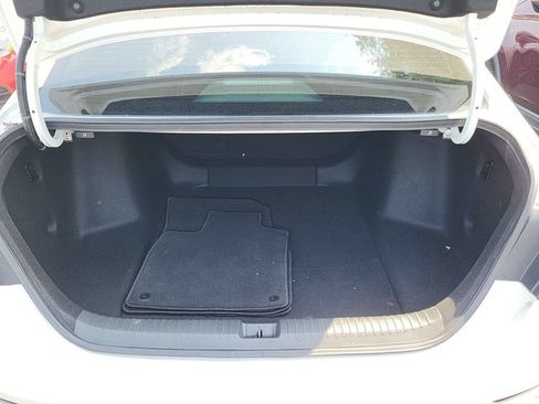 Used 2023 Honda Accord Touring image 7