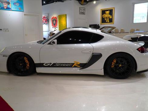 Used 2007 Porsche Cayman image 4