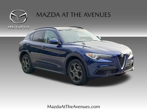 Used 2018 Alfa Romeo Stelvio Sport w/ Quick Order Package 22J Sport image 3
