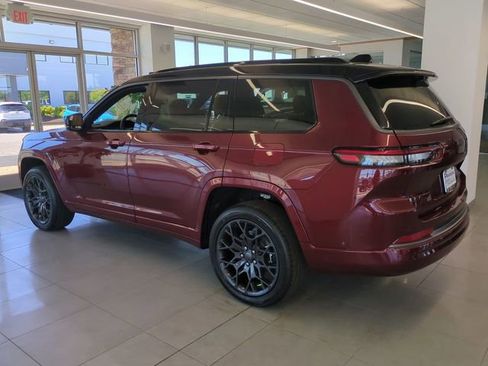 New 2026 Jeep Grand Cherokee L Summit AWD/4WD image 6