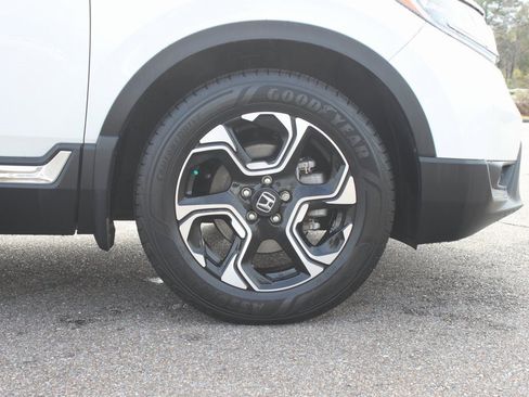 Used 2018 Honda CR-V Touring image 4