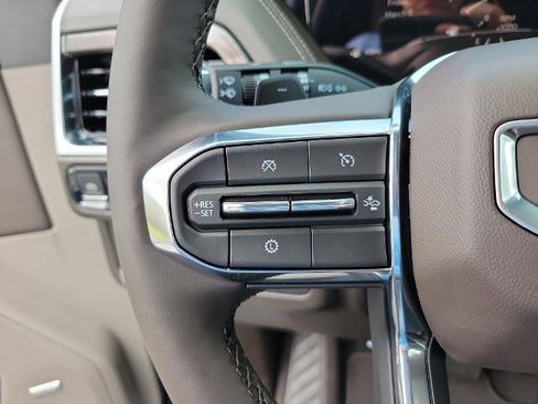 New 2026 GMC Yukon XL Elevation image 24