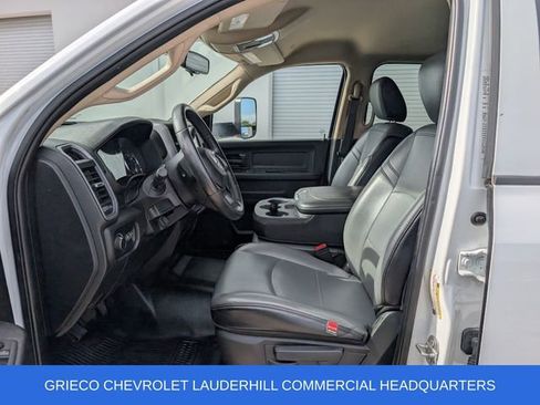 Used 2020 RAM 4500 Tradesman w/ Chrome Appearance Group image 10