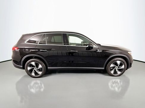 Used 2024 Mercedes-Benz GLC 300 4MATIC image 8