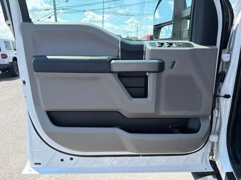 Used 2017 Ford F250 XLT AWD/4WD image 24