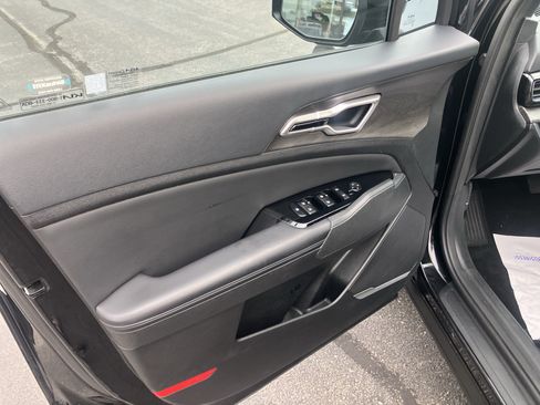 Used 2023 Kia Sportage X-Line w/ X-Line Premium Package AWD/4WD image 19