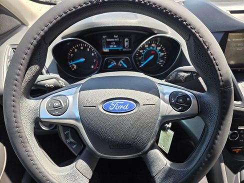 Used 2015 Ford Escape SE w/ Equipment Group 201A AWD/4WD image 15