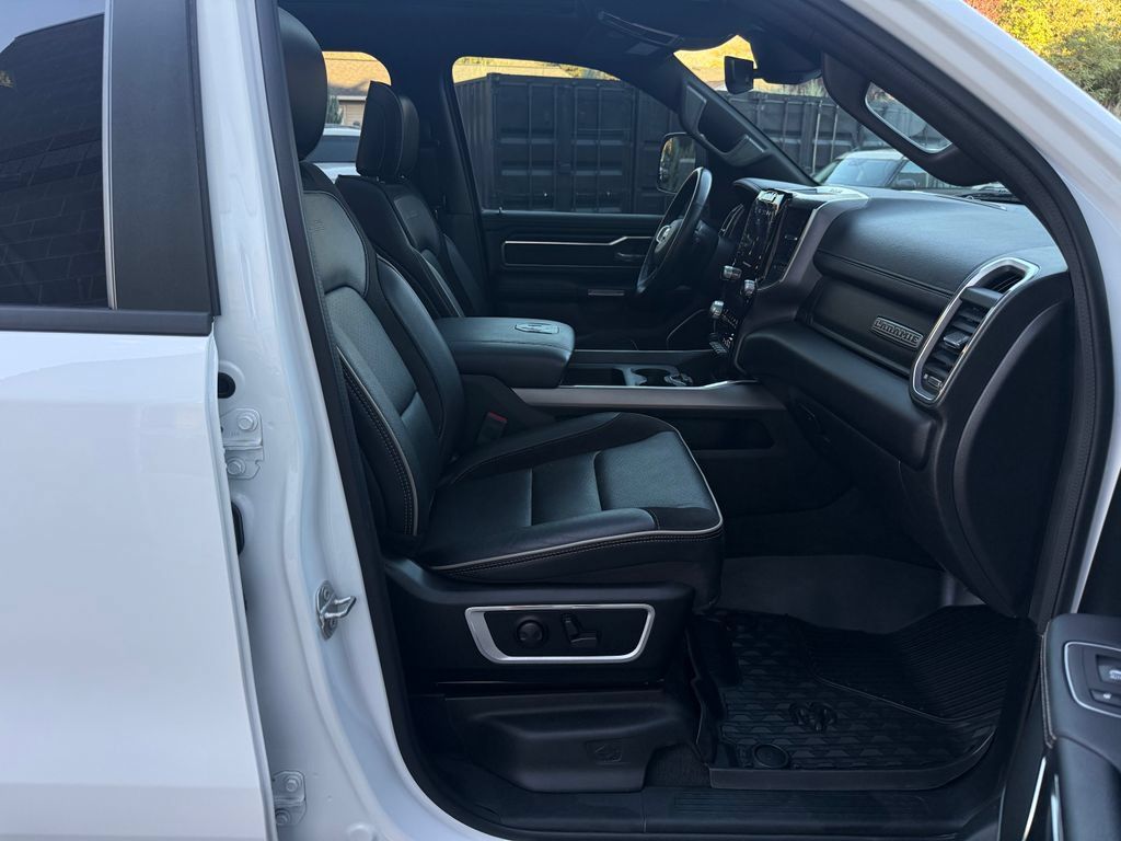 Used 2023 RAM 1500 Laramie AWD/4WD image 47