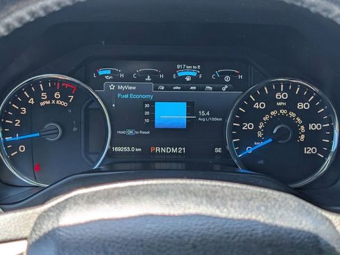 Used 2015 Ford F150 Lariat w/ Equipment Group 502A Luxury AWD/4WD image 19