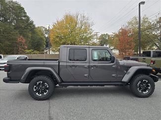 New 2026 Jeep Gladiator Rubicon video 2