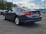Used 2017 Chevrolet Malibu LT image 4