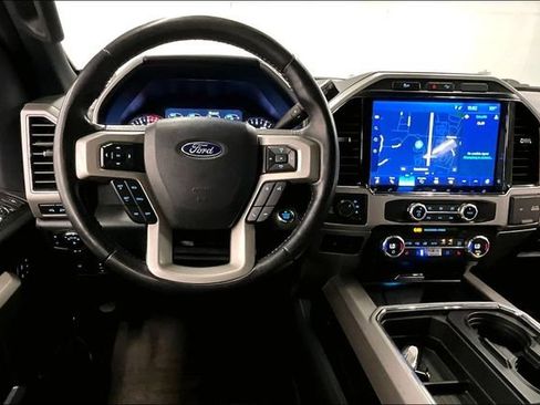 Used 2022 Ford F350 Lariat w/ Lariat Ultimate Package AWD/4WD image 6