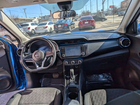 Used 2024 Nissan Kicks SV FWD image 14