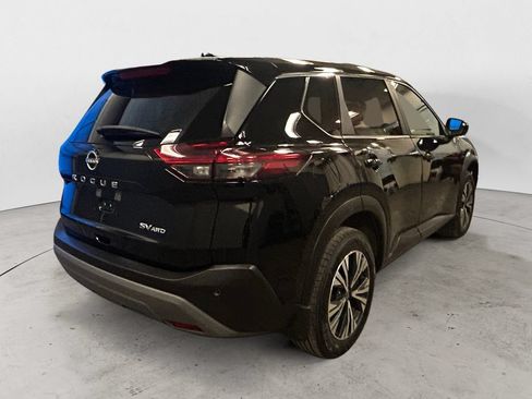 Used 2023 Nissan Rogue SV AWD/4WD image 6