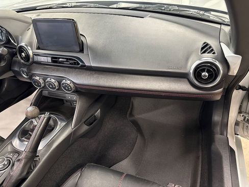 Used 2016 MAZDA MX-5 Miata Grand Touring image 57