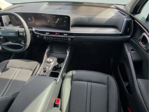 New 2026 Kia Sorento EX FWD image 18