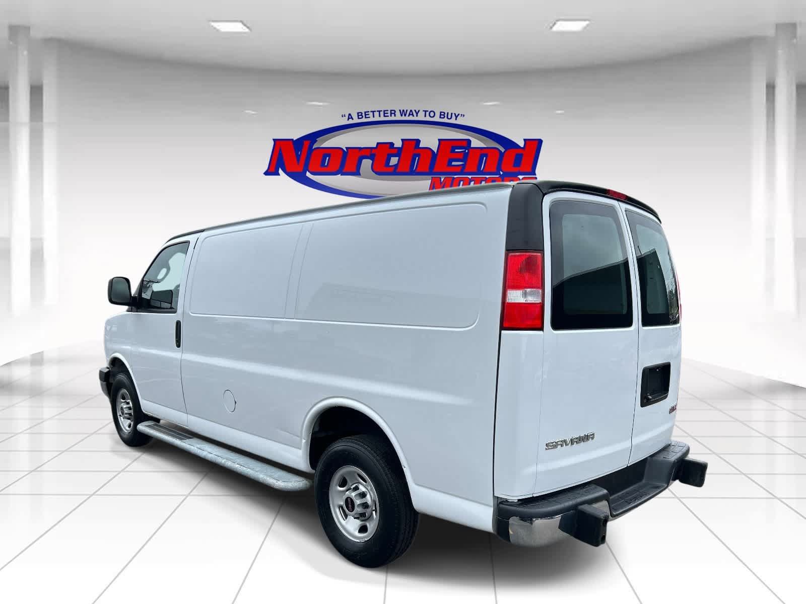 Used 2024 GMC Savana 2500 w/ Driver Convenience Package RWD image 5